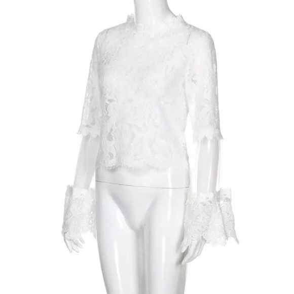 💕Sale💕Gracie Lace bell sleeve top - Picture 5 of 8